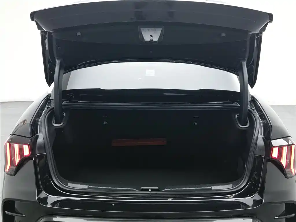 LYNK 03