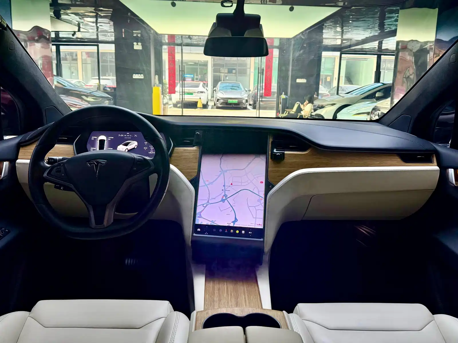 Фото 8 - Tesla Model X