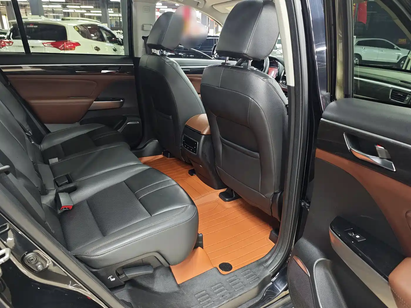 GAC Trumpchi Trumpchi GS8 2017 320T AWD Luxury Smart Connect (7-Seater) фото 10