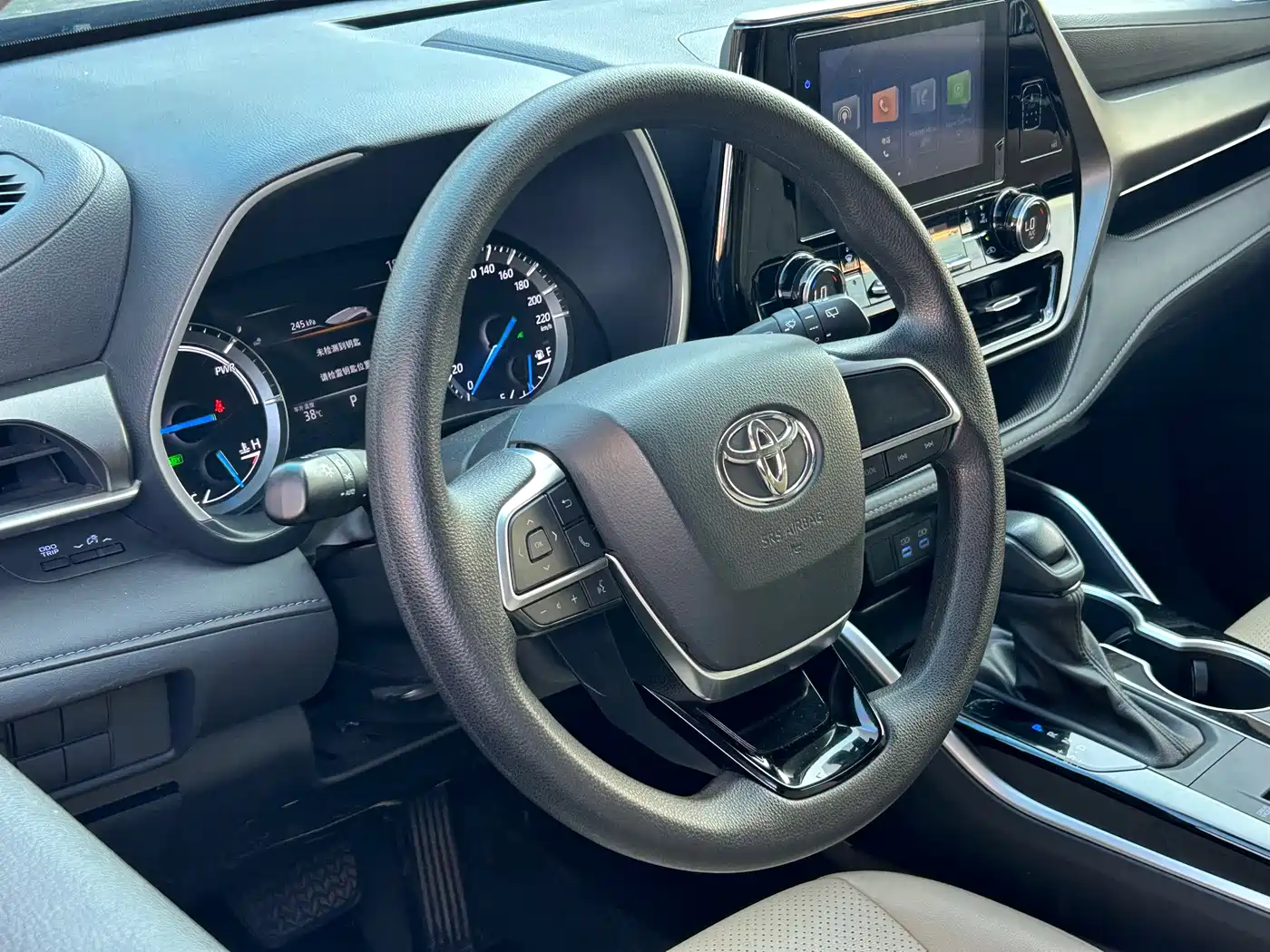 Фото 9 - Toyota Highlander