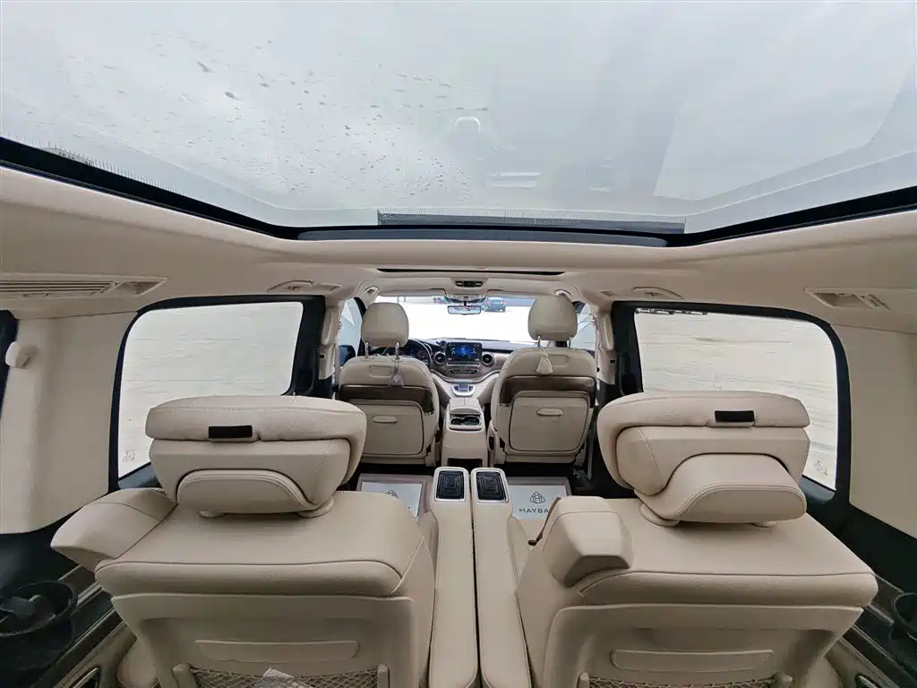 Mercedes-Benz V-Class 2022 V 260 L Long Wheelbase Prestige Edition фото 16