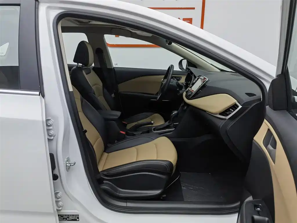 Chevrolet Monza 2020 320 Auto Comfort Edition фото 23