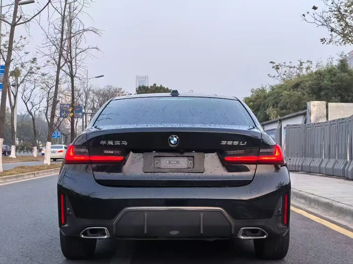 BMW 3 Series 2024 325Li M Sport Package фото 8