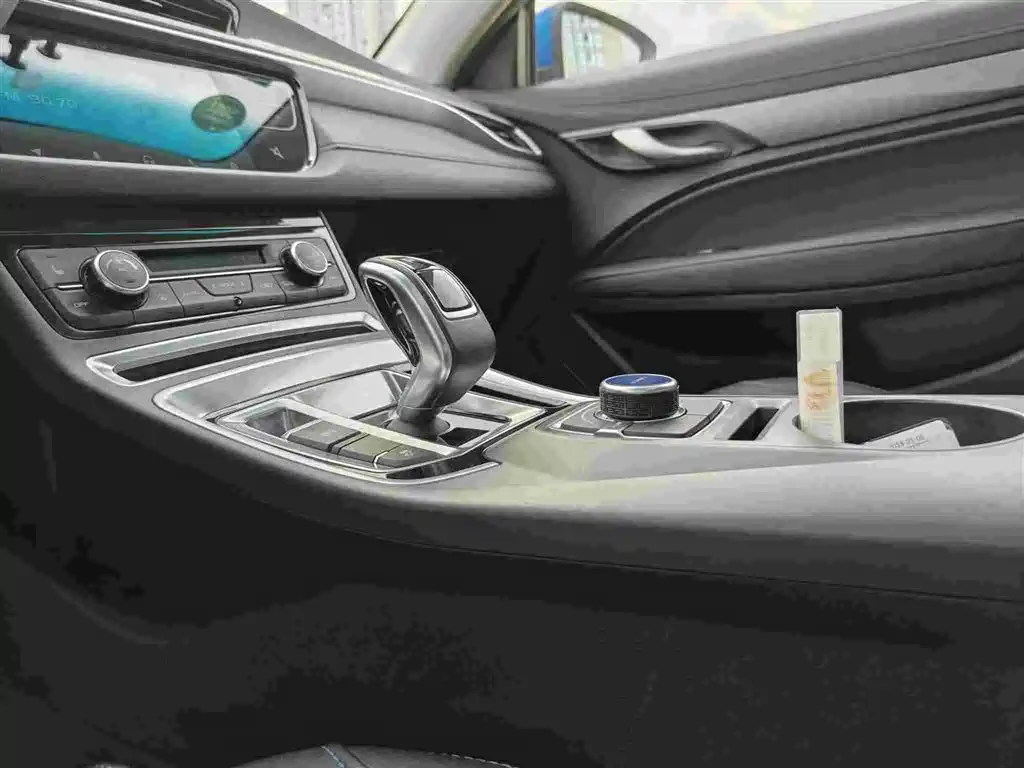 GEELY EMGRAND NEW ENERGY