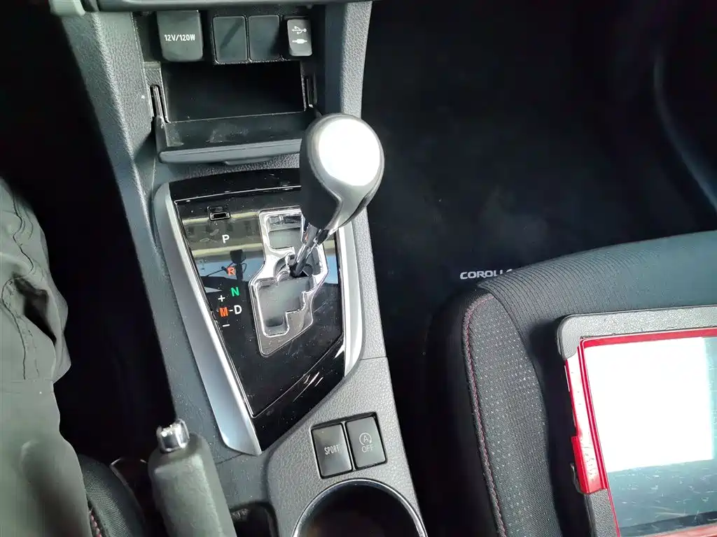 Toyota Corolla 2018 1.2T S-CVT GL-i Smart Shine Edition фото 7