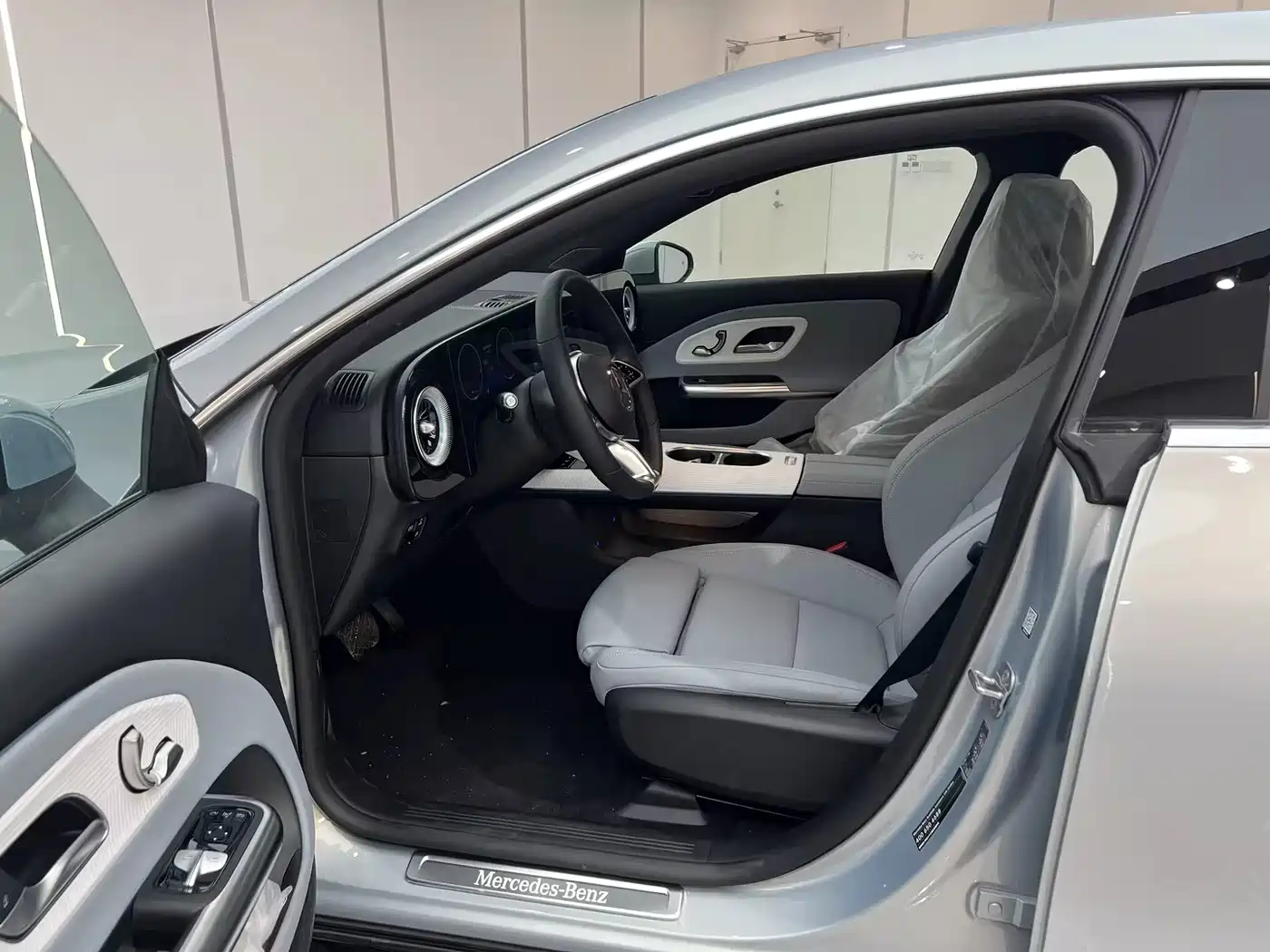 Mercedes-Benz CLA New Energy 2025 300L Dynamic Version фото 6