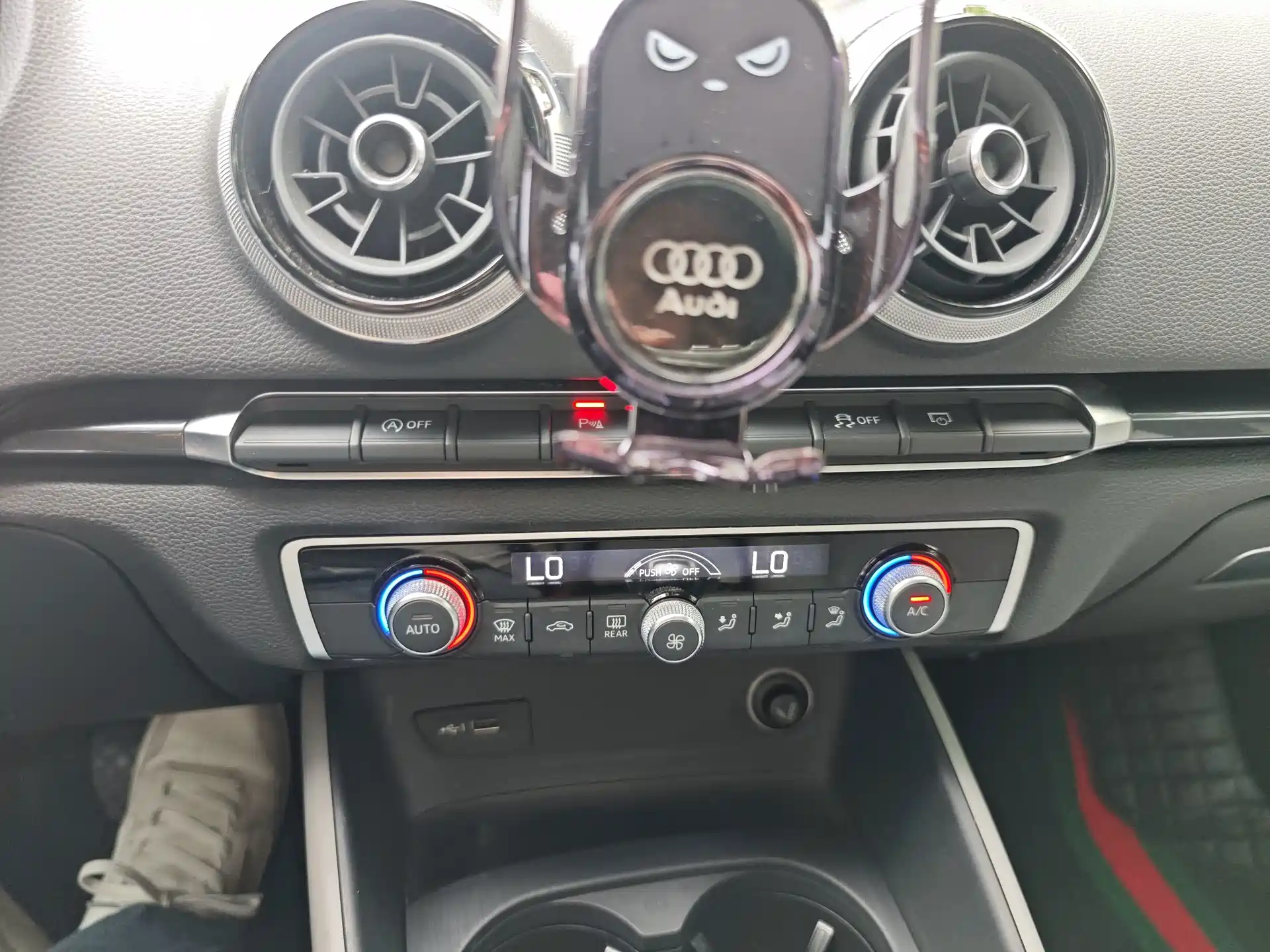 Фото 18 - Audi A3