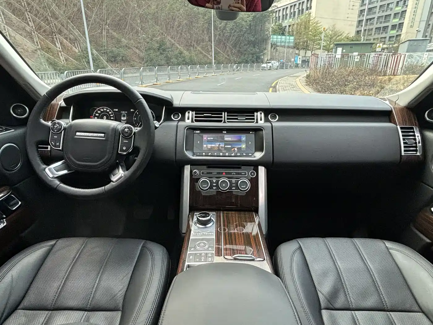 Land Rover Range Rover 2015 3.0 TDV6 Vogue фото 11