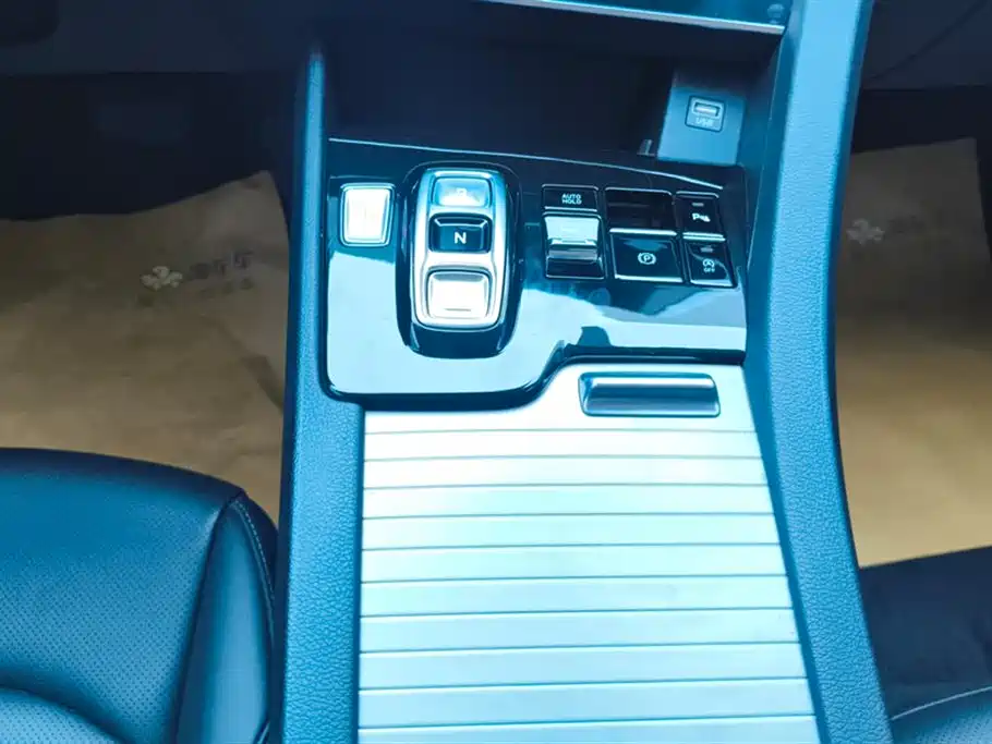 Hyundai Sonata 2020 270TGDi DCT GLS Elite Edition фото 16