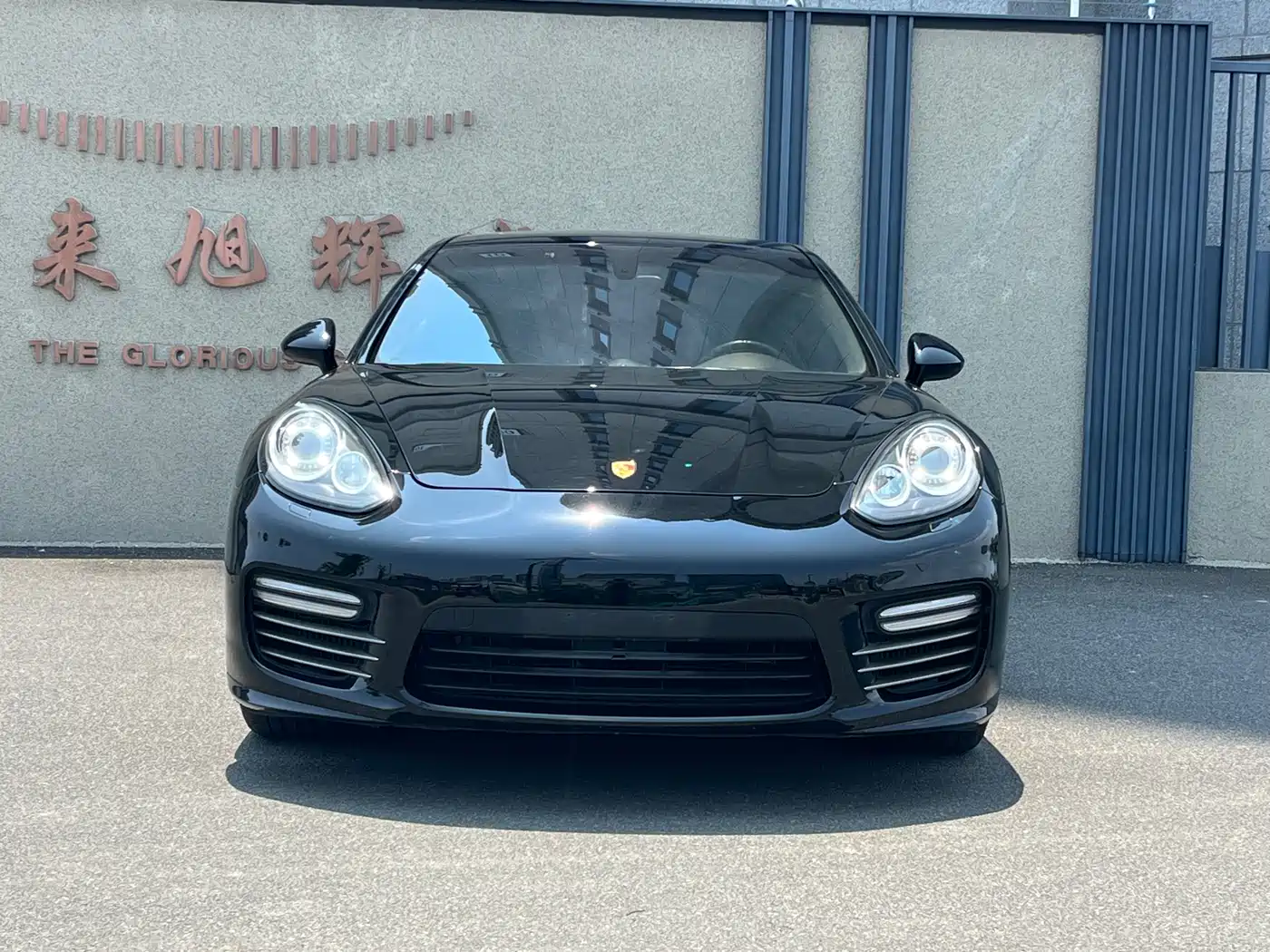 Porsche Panamera 2016 Panamera 4 Edition 3.0T фото 2
