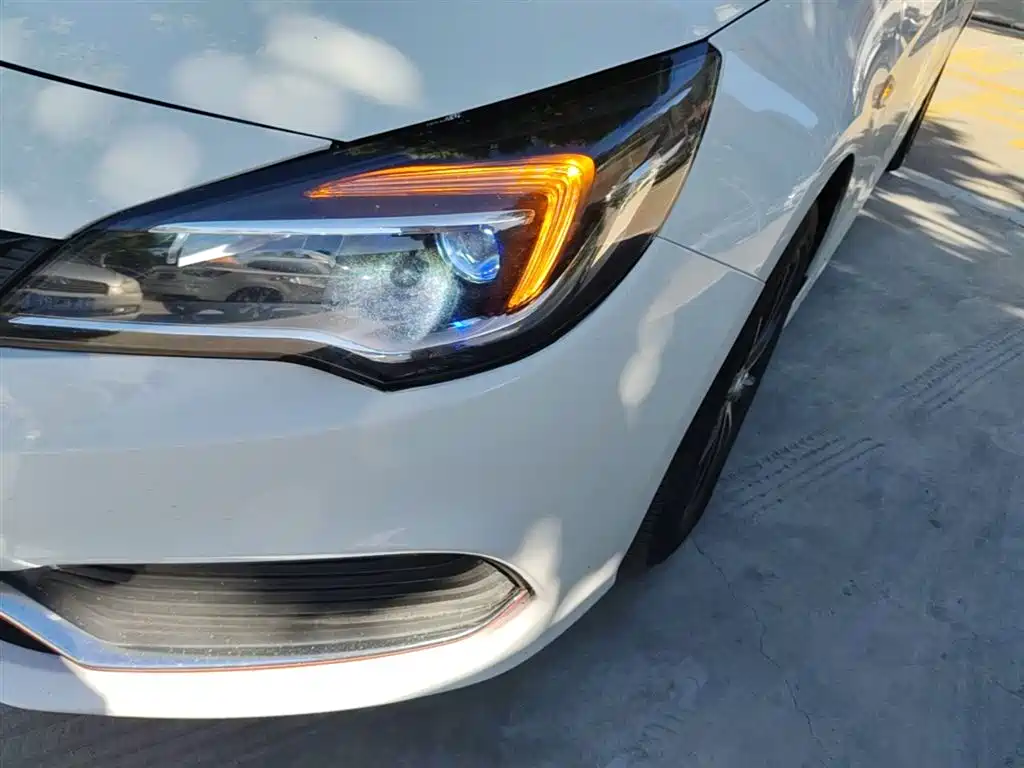 Buick Verano 2016 Hatchback GS 20T DCT Passion Sport фото 24
