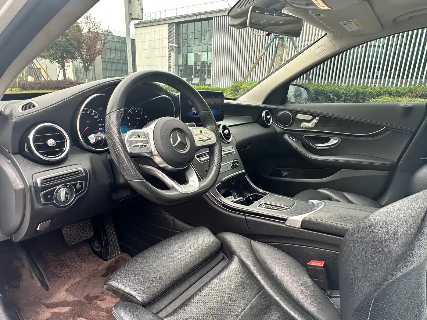 Mercedes-Benz C-Class 2020 Facelift C 260 L Sport фото 4