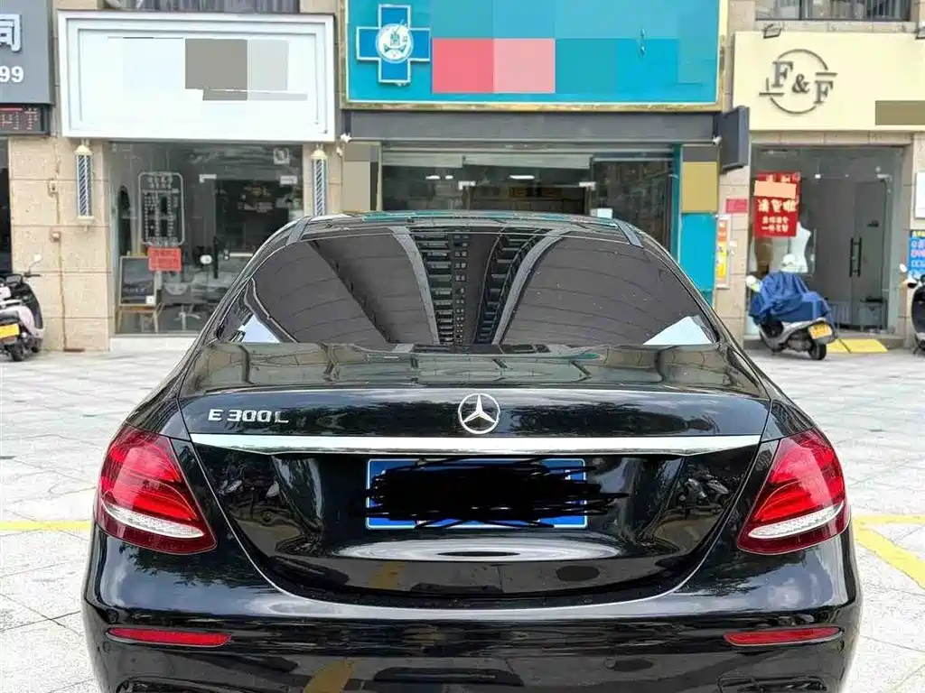 Mercedes-Benz E-Class 2018 Facelift E 300 L Sport Luxury фото 5