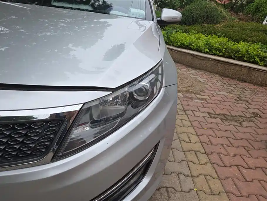 Kia K5 2011 2.0L Automatic DLX фото 5