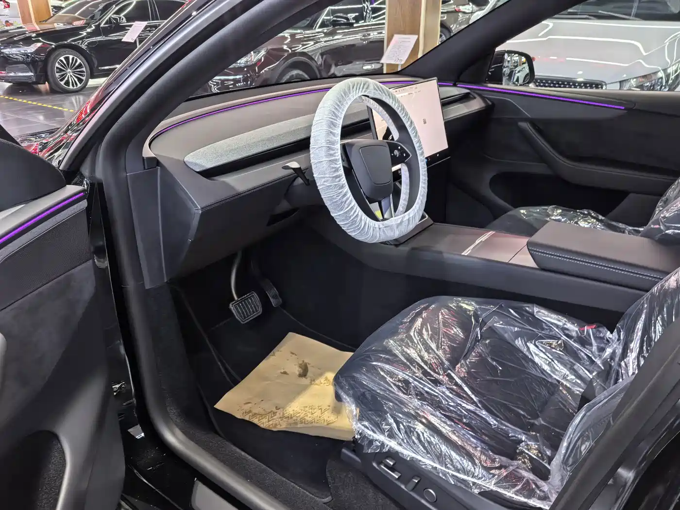 Tesla Model Y L 2026 2025 Facelift Long Range AWD