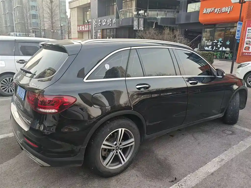 Mercedes-Benz GLC 2020 GLC 260 L 4MATIC Luxury фото 3