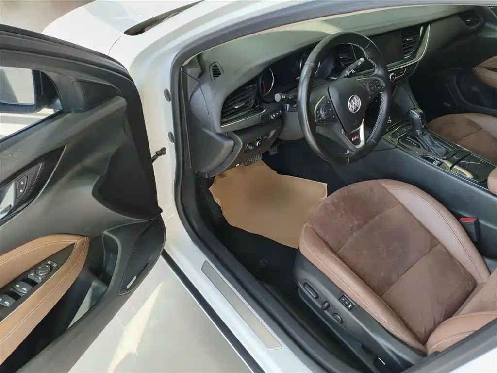 Buick Regal 2017 28T Premium Type фото 16