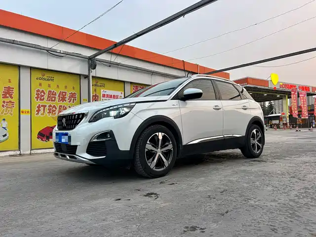 PEUGEOT 4008