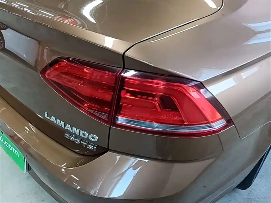 Volkswagen Lamando 2018 280TSI DSG Comfort Edition фото 8