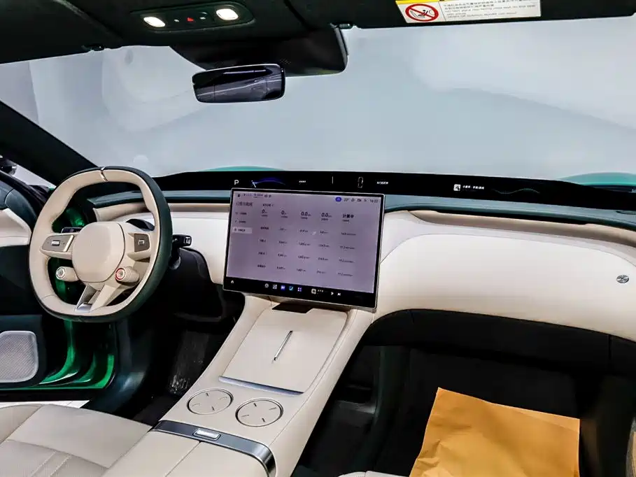 Xiaomi Auto Xiaomi YU7 2025 Extended Range RWD Edition фото 27