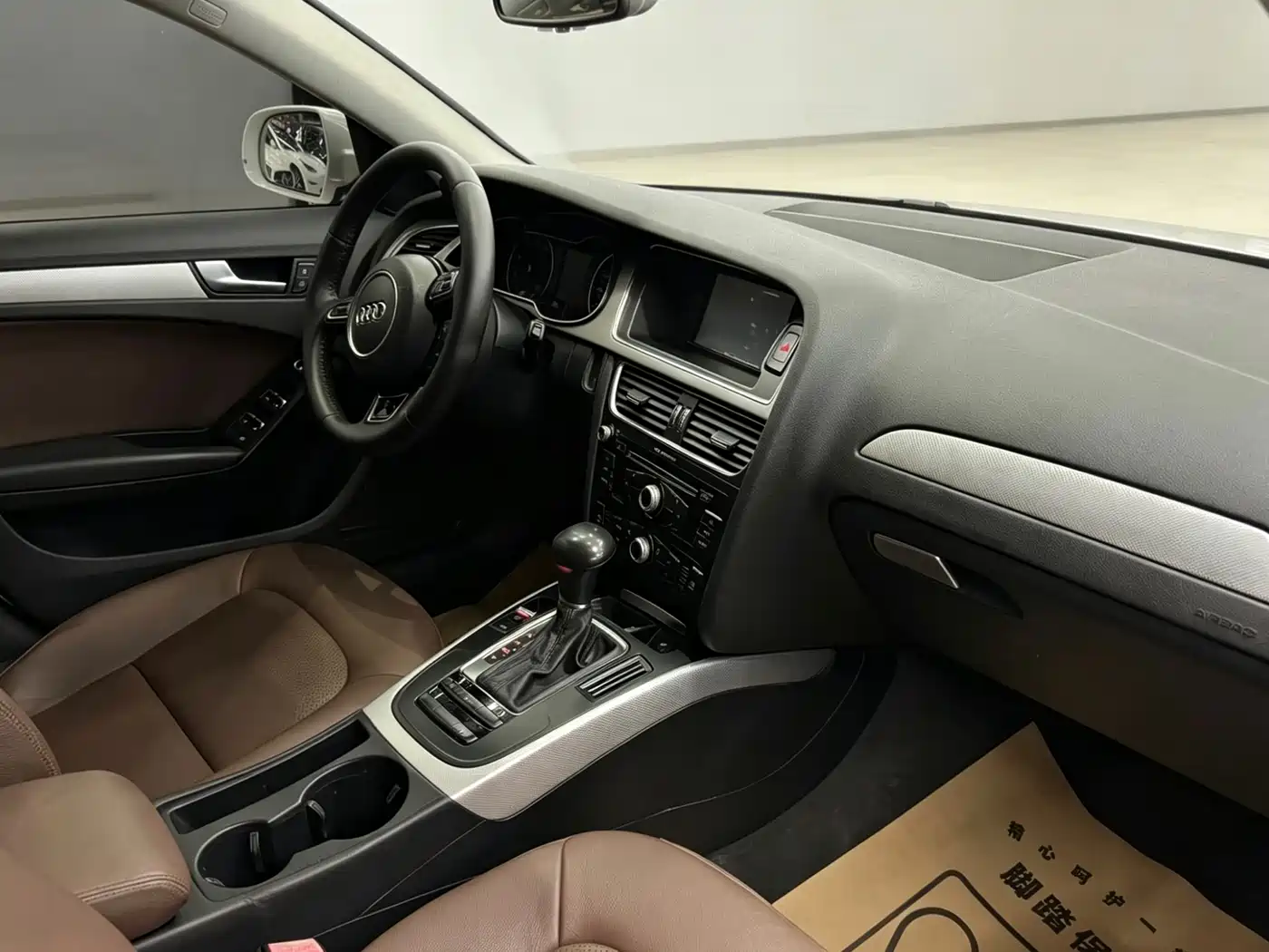 Audi A4L 2013 35 TFSI Automatic Standard фото 8