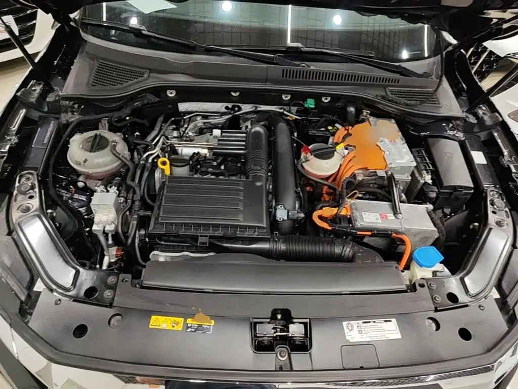 VOLKSWAGEN PASSAT NEW ENERGY