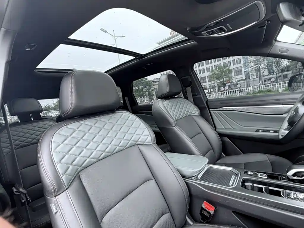 Geely Haoyue L 2024 2023 Model 2.0T DCT Luxury