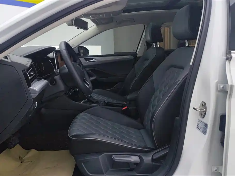 Volkswagen Sagitar 2024 300TSI DSG Surpass Edition фото 9