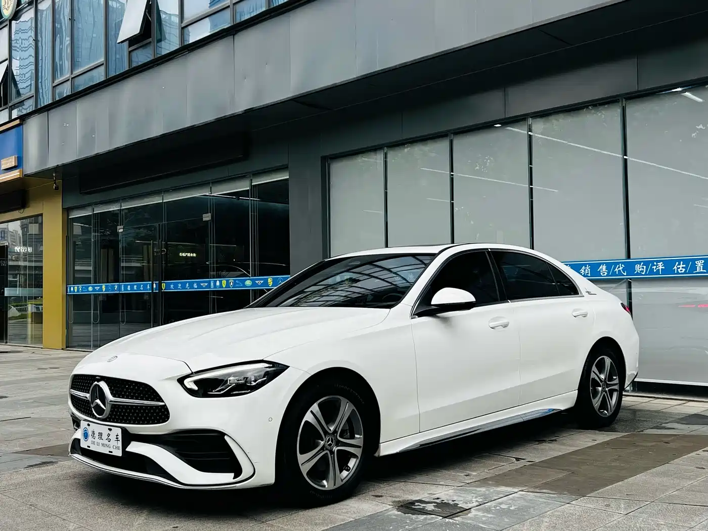 Mercedes-Benz C-Class 2022 C 200 L Sport Version фото 2