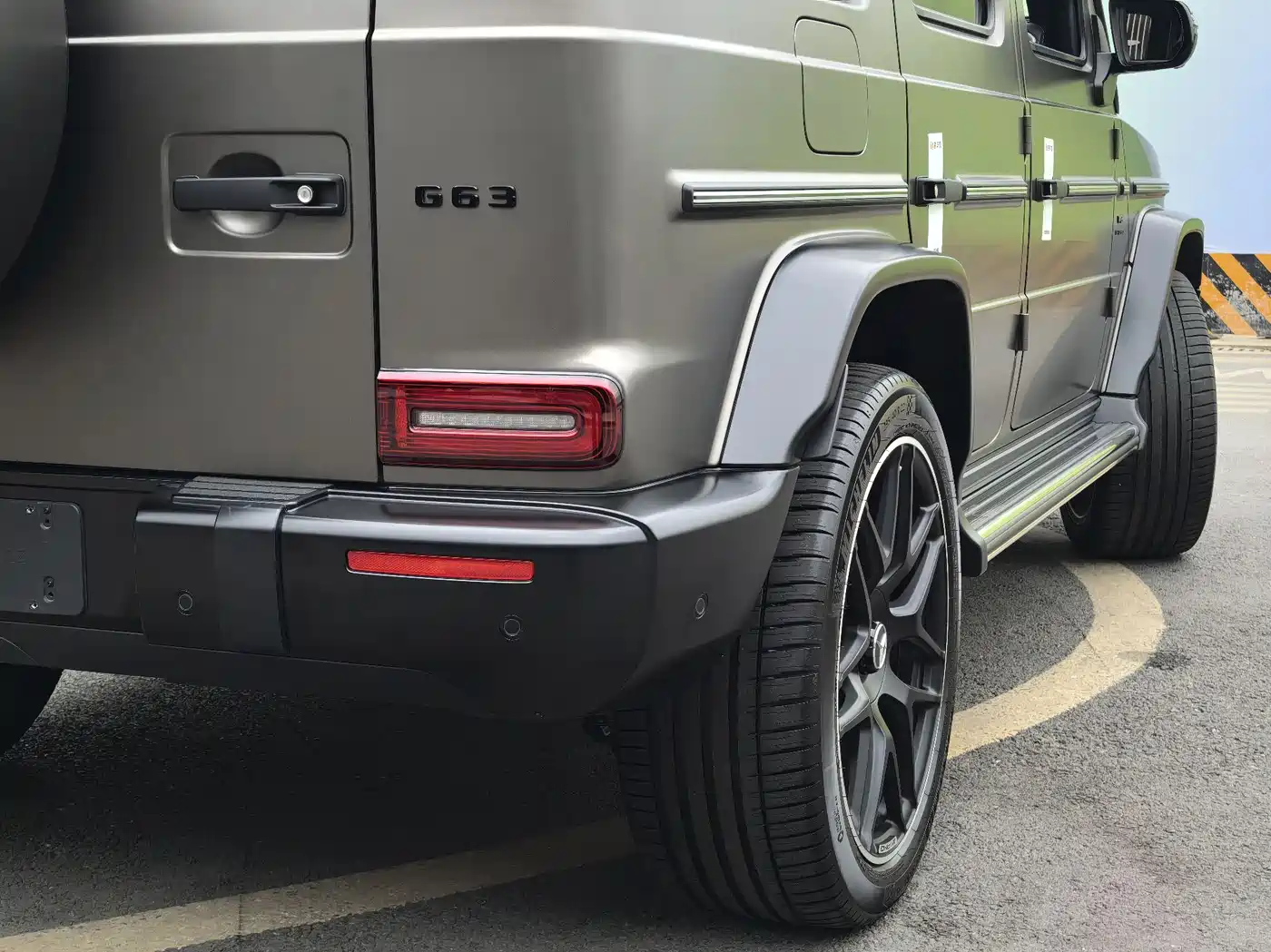 Mercedes-Benz G-Class 2024 G 500 фото 6