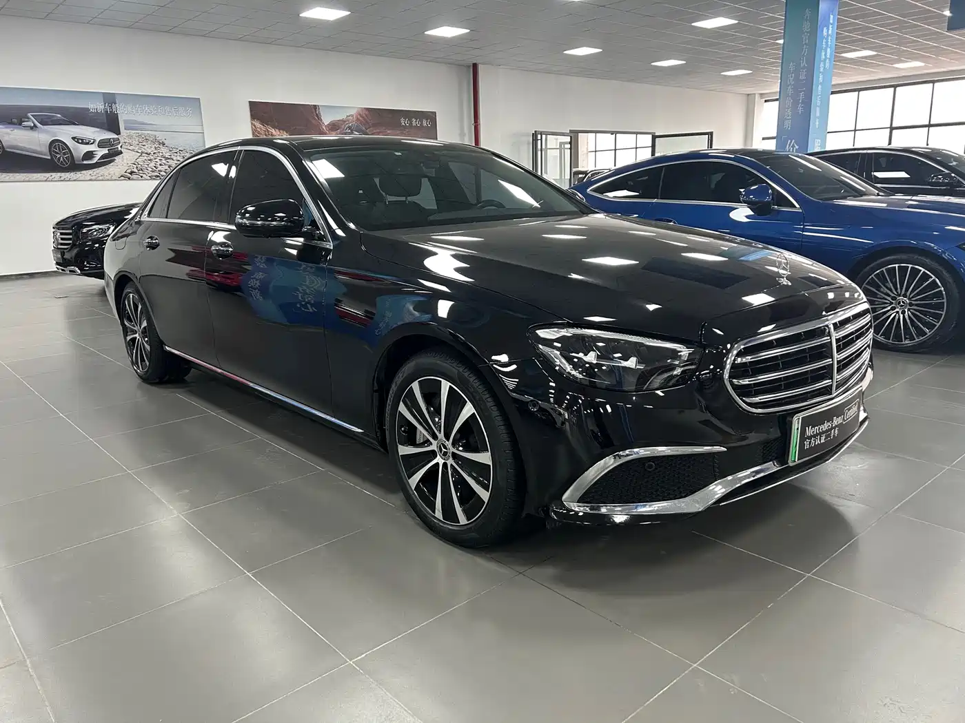 Mercedes-Benz E-Class New Energy 2022 Facelift III E 350 e L Plug-in Hybrid Sedan фото 3