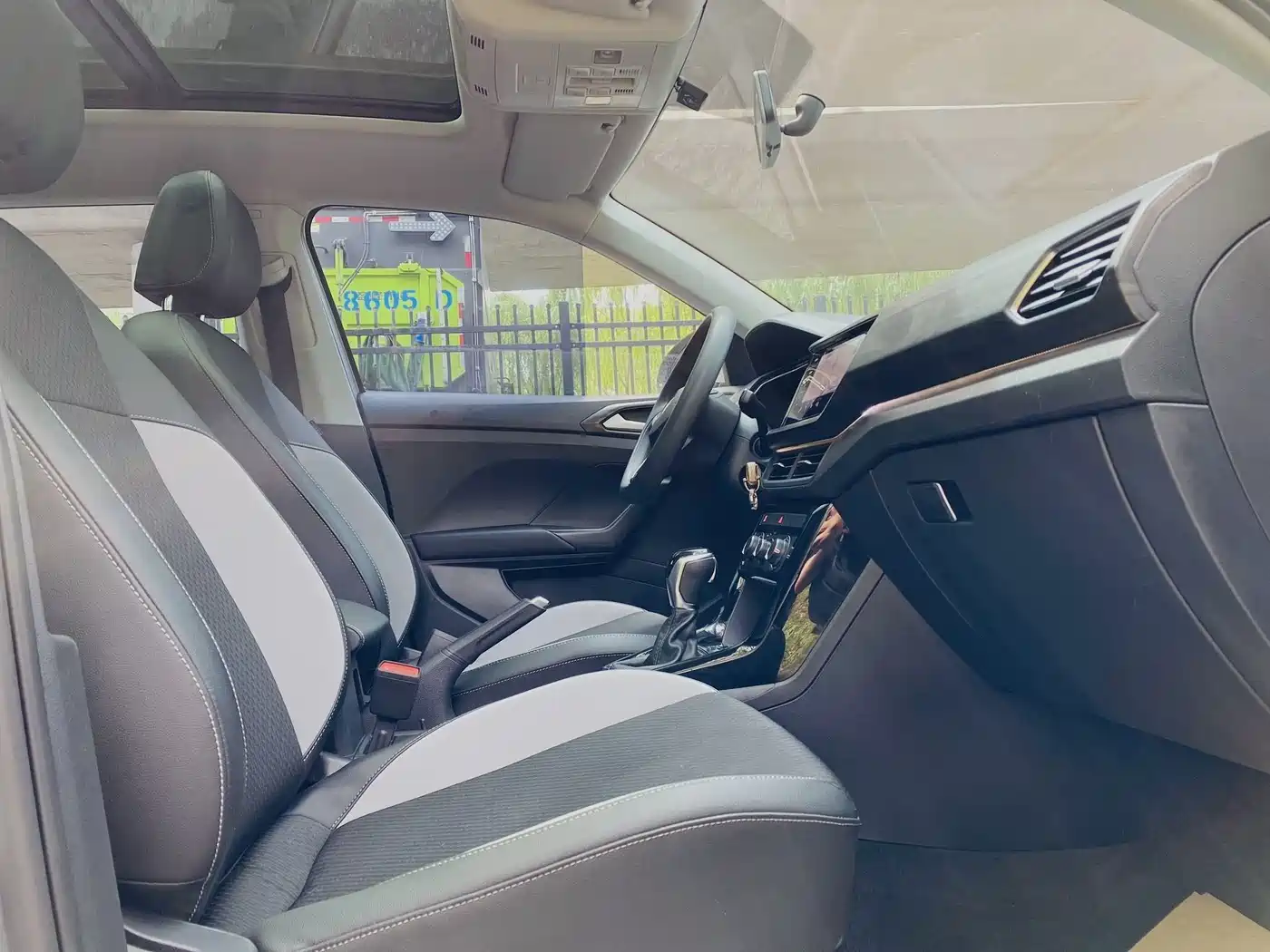 Volkswagen Tanying 2020 1.5L Automatic Joy Edition фото 7