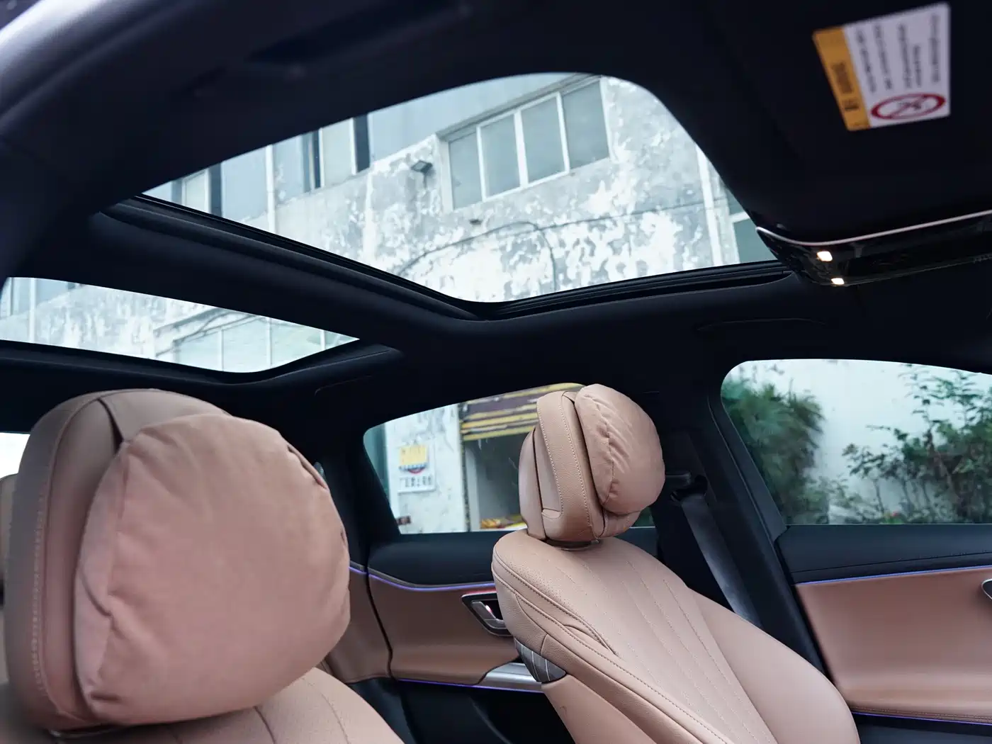 Mercedes-Benz E-Class 2024 Model E 300 L Luxury фото 21