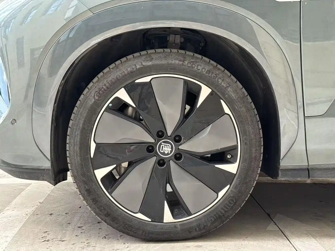 BYD Tang L 2025 DM 175KM Drone Player Edition фото 2