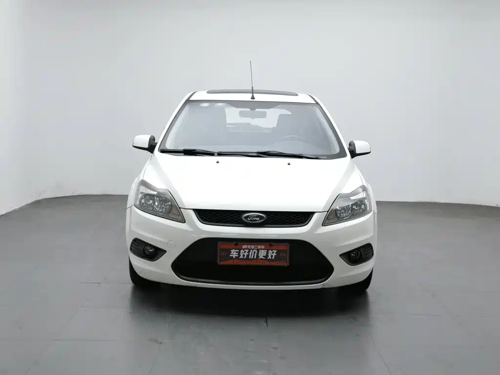 Фото 3 - Ford Focus