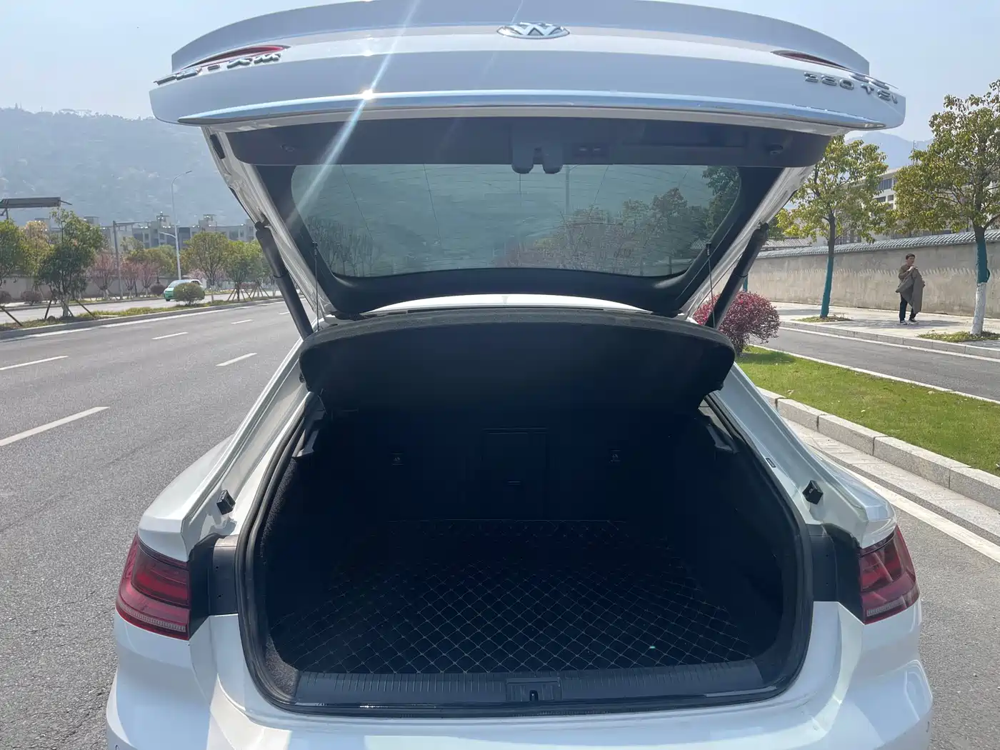 Volkswagen FAW-Volkswagen CC 2019 380TSI Charming Appearance (China V) фото 15