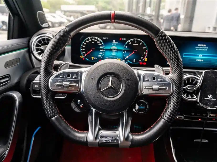Mercedes-Benz A-Class AMG 2022 Model AMG A 35 L 4MATIC Blazing Night Special Edition фото 10