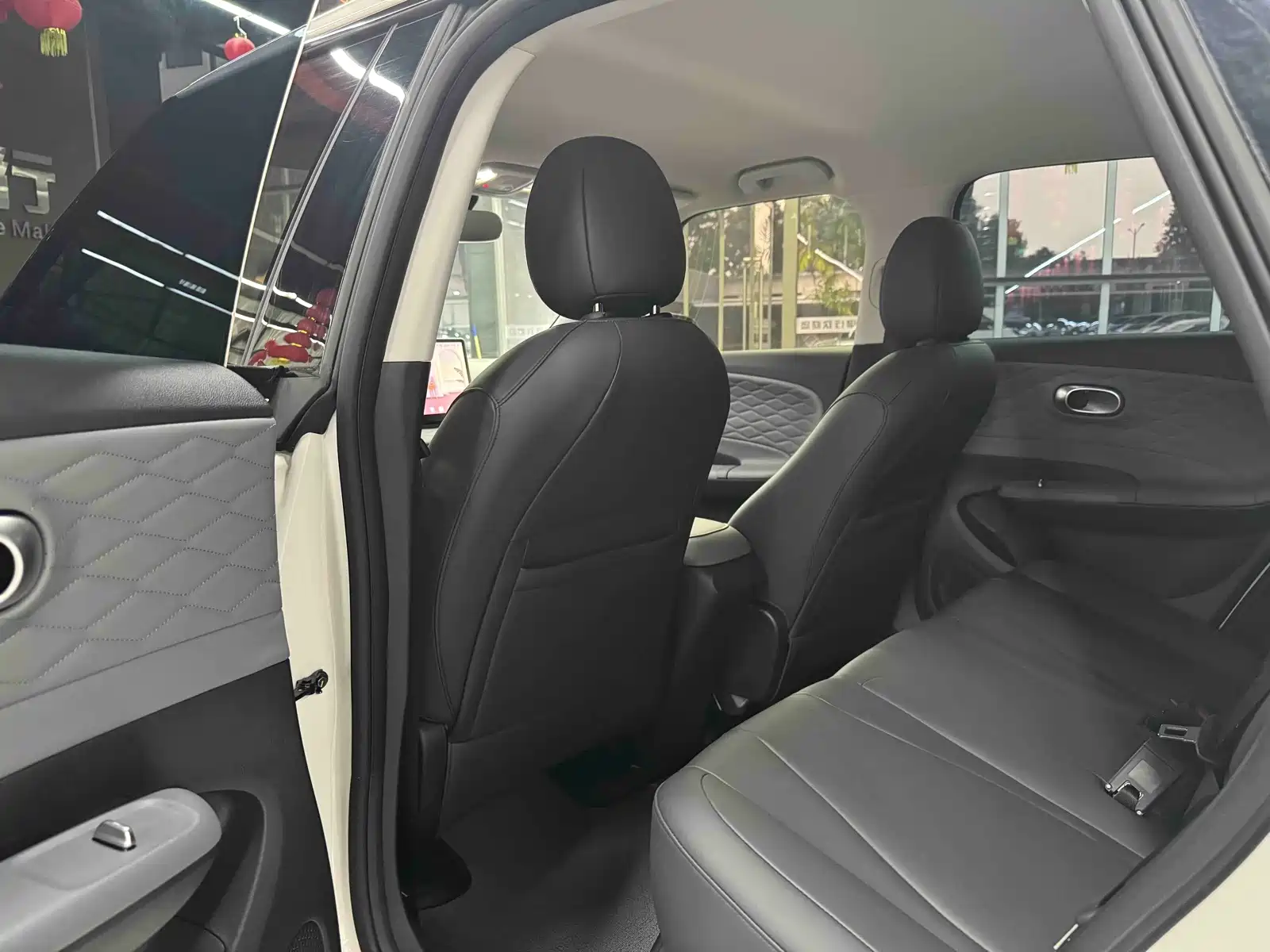 Photo 6 - Dongfeng Yipai Nano 01