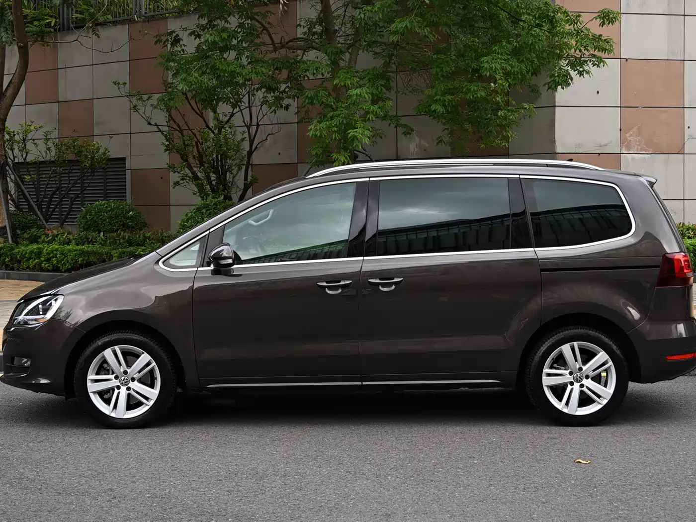 Volkswagen Sharan 2018 380TSI Comfort 7-Seater фото 2