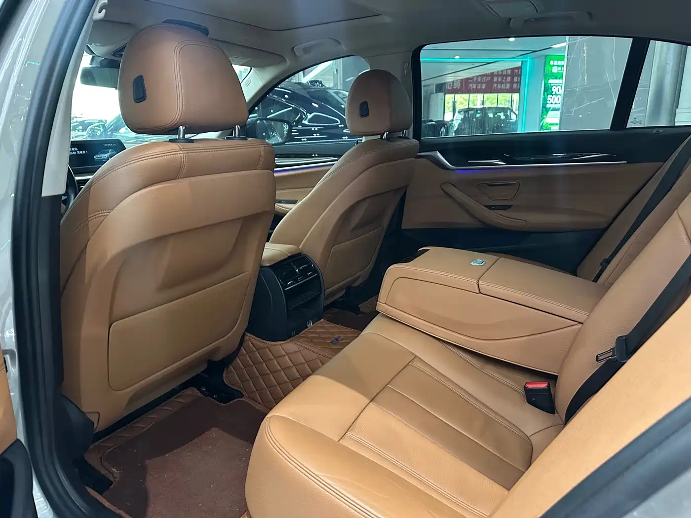BMW 5 Series 2018 528Li Launch Special Edition фото 5