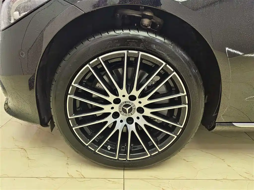Mercedes-Benz C-Class 2023 Facelift C 260 L фото 8
