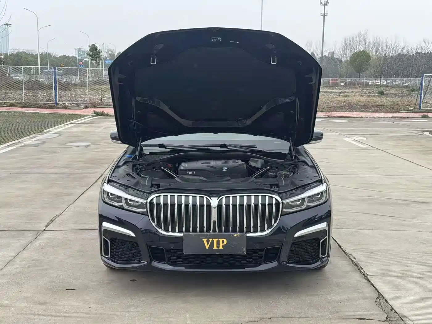 BMW 7 SERIES