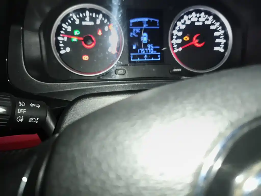 Dongfeng Fengxing Fengxing T5 2020 2021 1.6L Manual Comfort