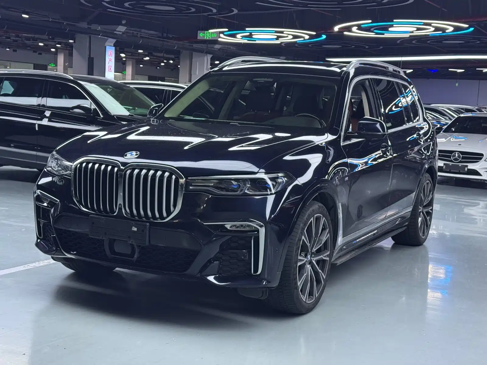 Фото 1 - BMW X7