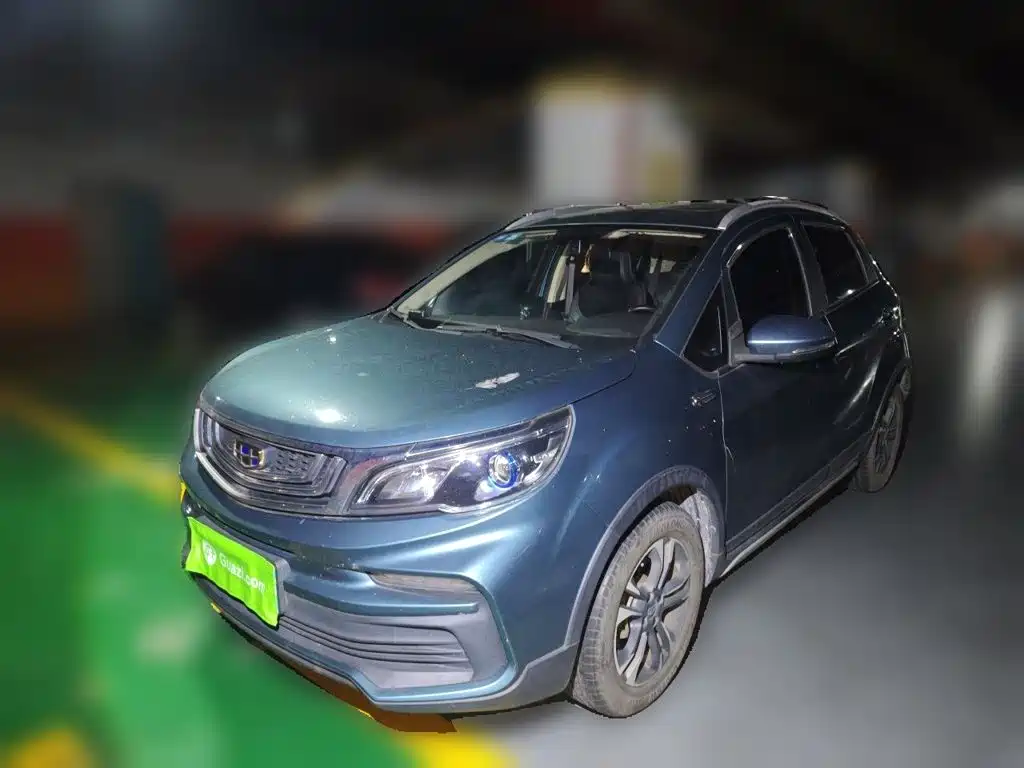 Фото 1 - Geely Vision X3