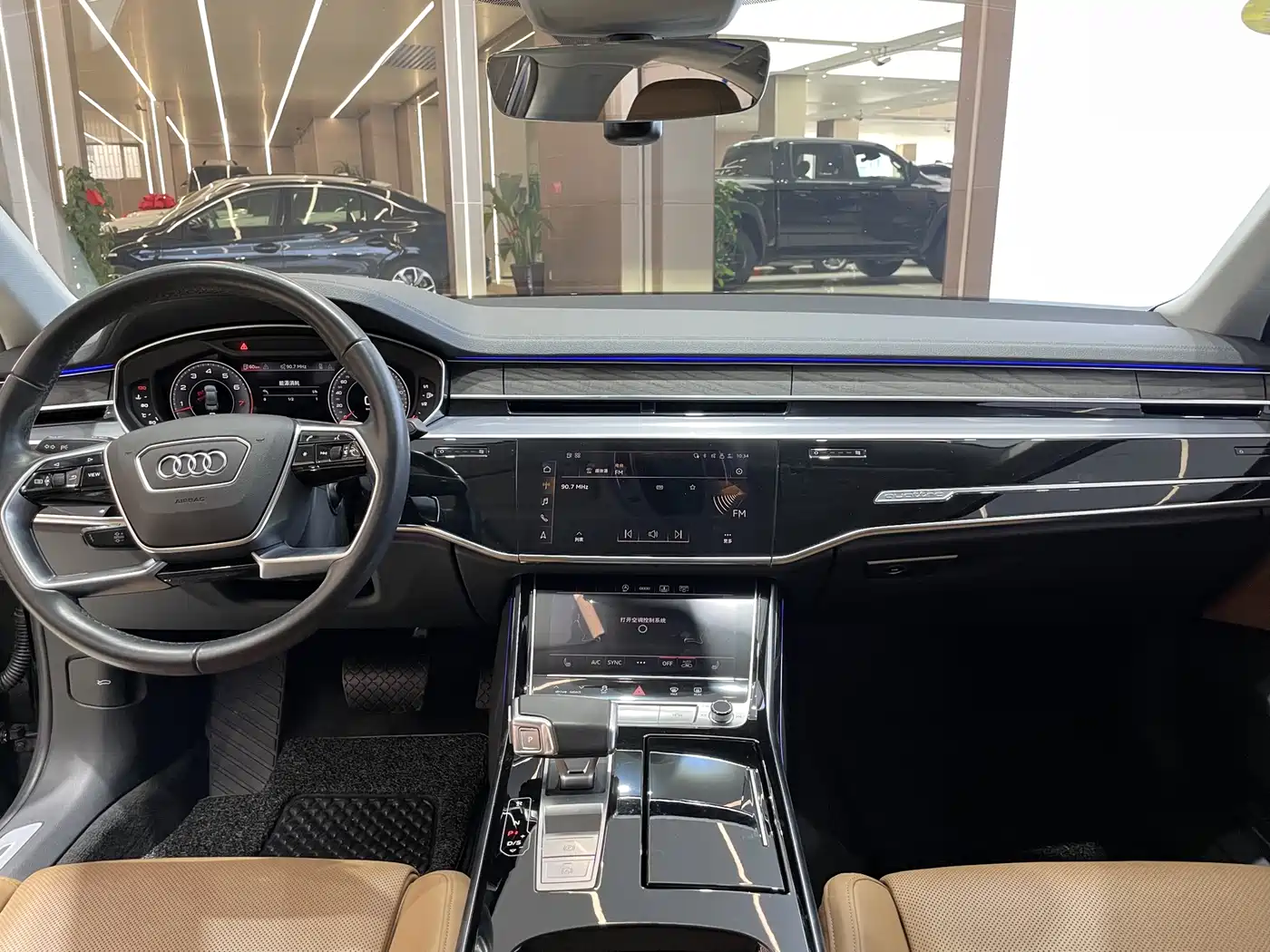 Audi A8 2021 A8L 50 TFSI quattro Comfort фото 15