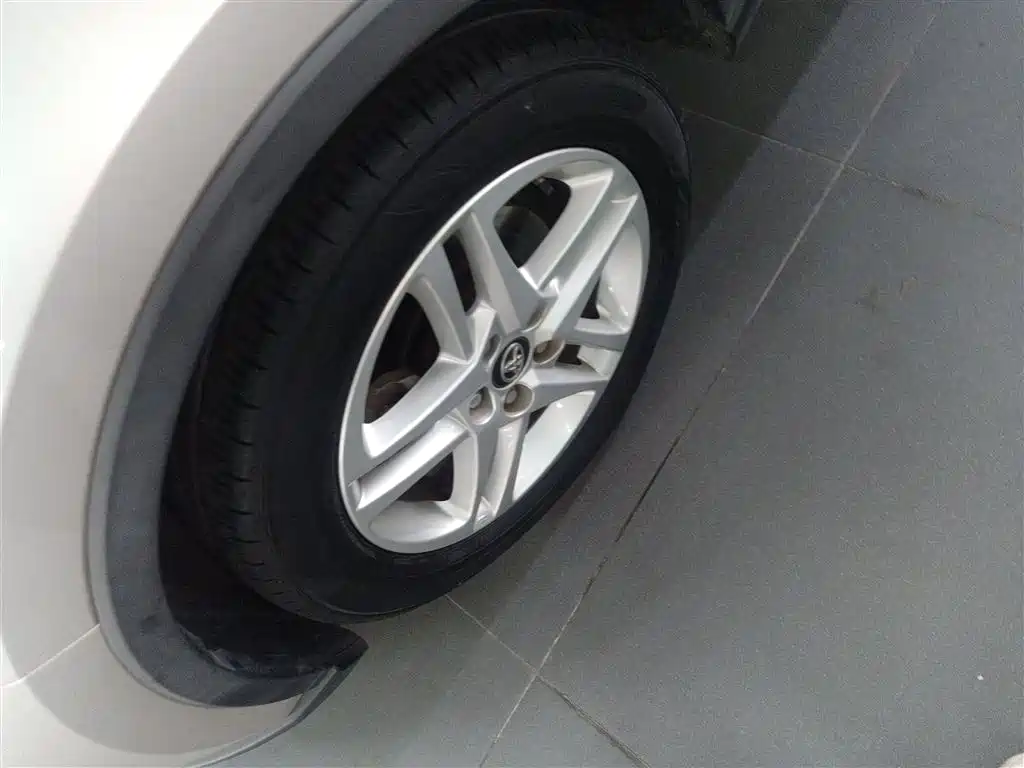 Toyota C-HR 2021 2.0L Comfort Edition фото 25