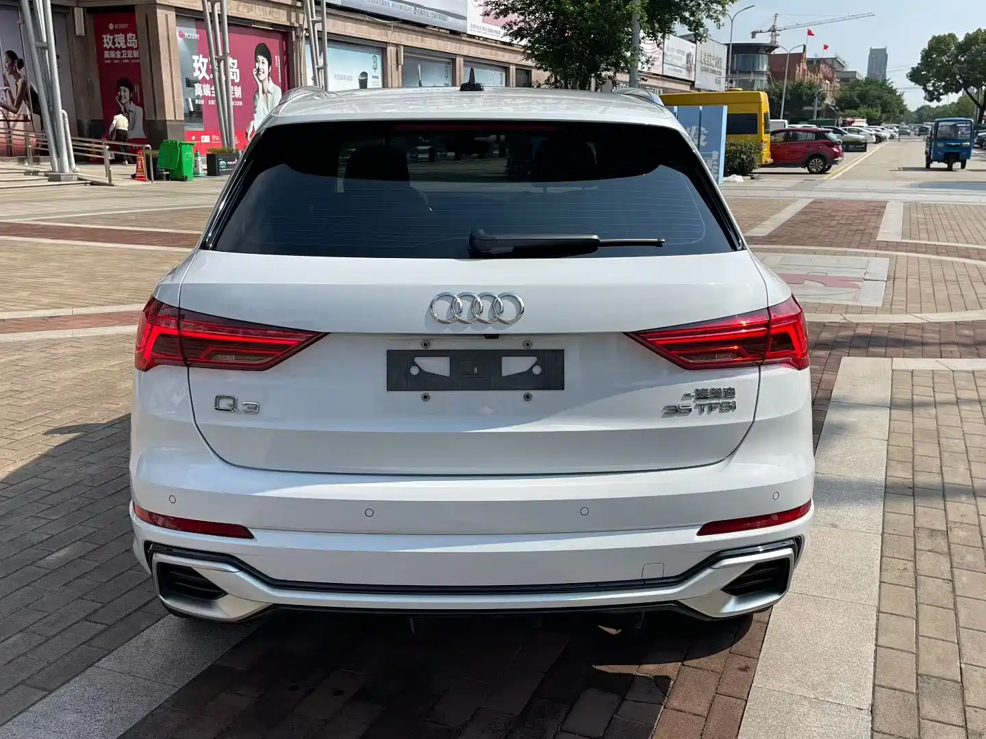 Фото 2 - Audi Q3