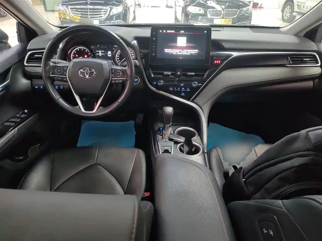 Toyota Camry 2021 2.0G Luxury Edition фото 10
