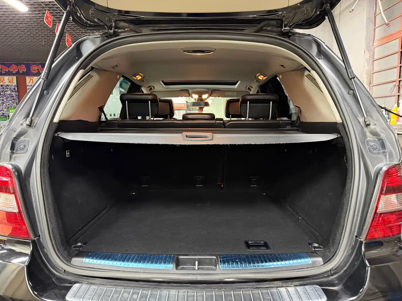 Mercedes-Benz M-Class AMG 2007 AMG ML 63 фото 37